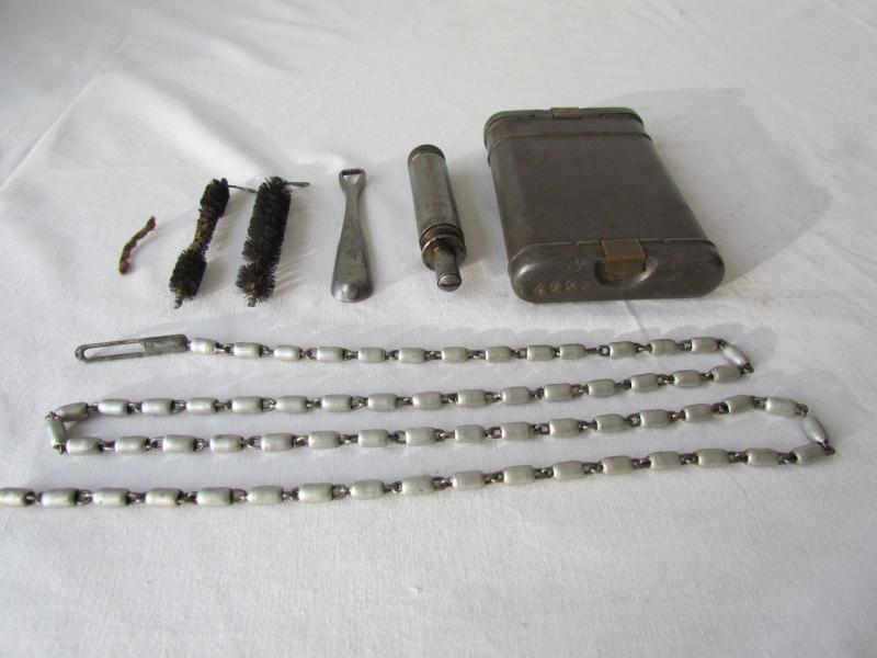RG34 Cleaning Kit With Contents KY1937