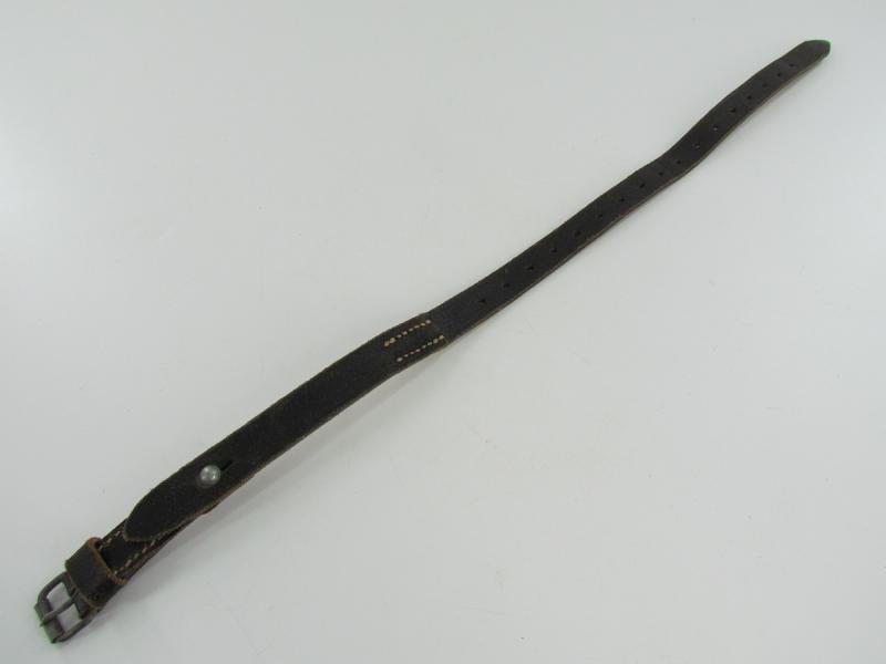 WH/SS Leather Equipment Strap (Mantelriemen)