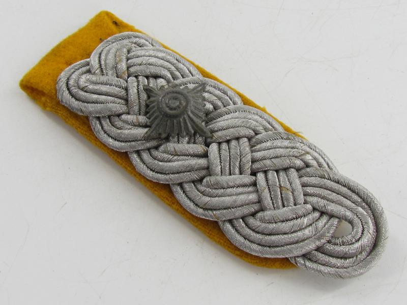 Luftwaffe Oberstleutnant Shoulder Board
