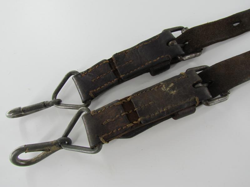 MG34 and MG42 Lafette Carrying Straps