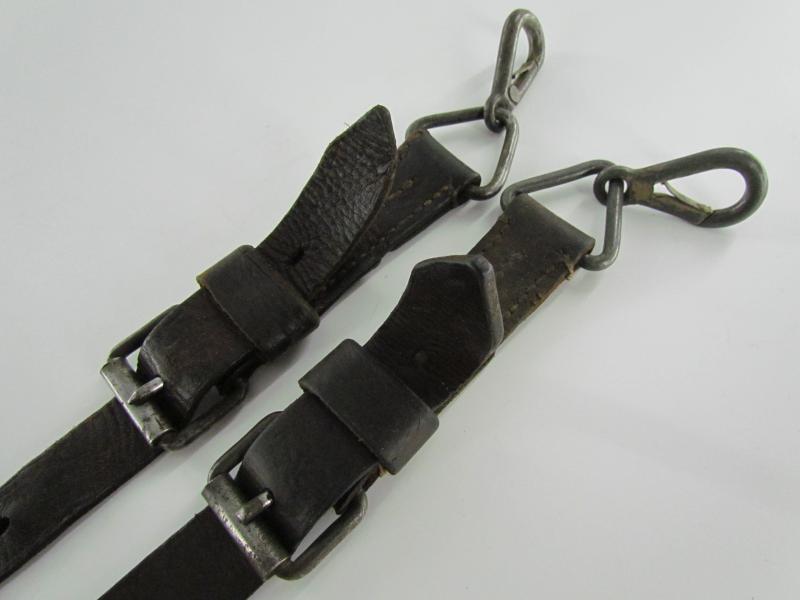 MG34 and MG42 Lafette Carrying Straps