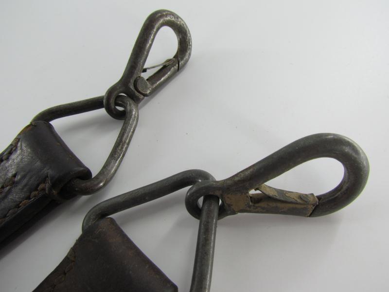 MG34 and MG42 Lafette Carrying Straps
