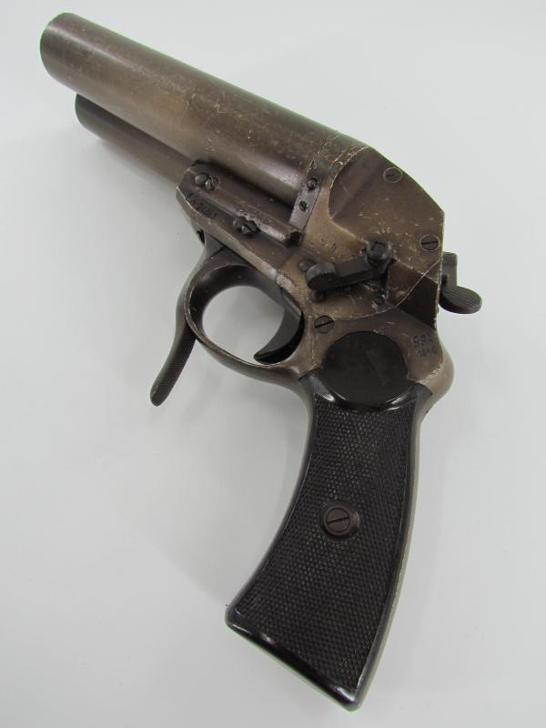 Luftwaffe Double Barrel Flare Gun by gpt 1942