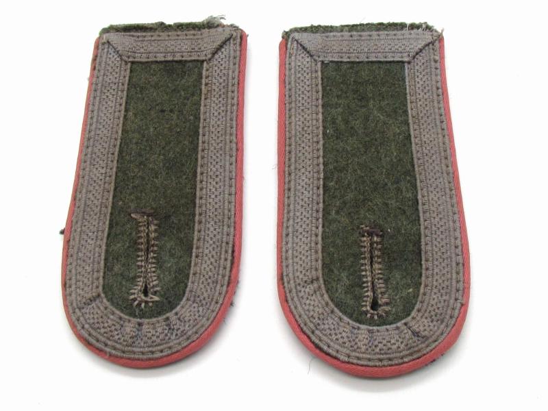 Wehrmacht ( Heer ) M45 Panzerjäger shoulder boards
