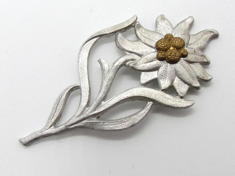 NSDAP SA or Hitlerjugend cap edelweiss by RZM M1/155