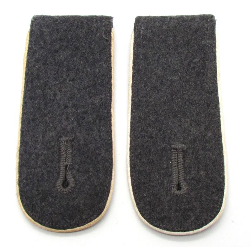 Luftwaffe ‘Hermann Göring’ division shoulder boards