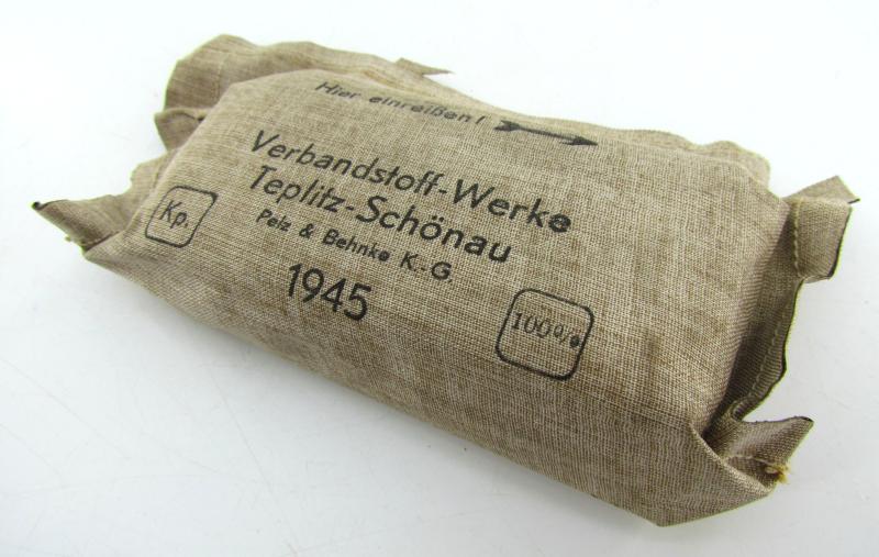 Original German WWII First Aid Bandage – Verbandpäckchen 1945