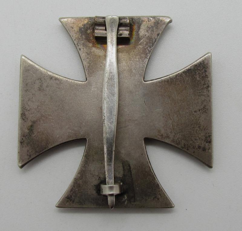 Iron Cross 1st Class ( EK1 ) - Brass Core