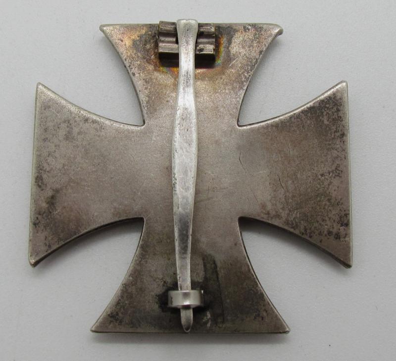Iron Cross 1st Class ( EK1 ) - Brass Core