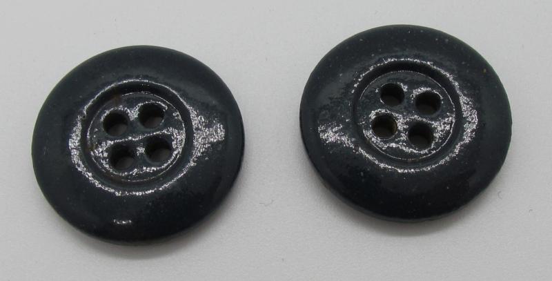 2x Luftwaffe Glass Buttons