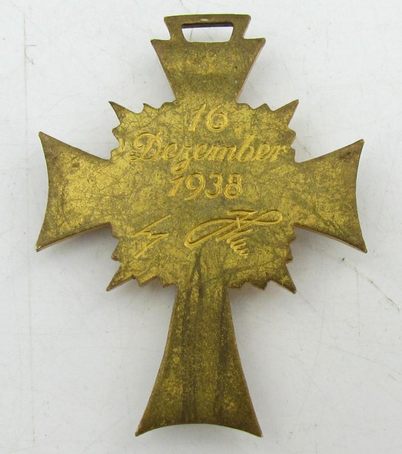 German Mothers Cross in Gold