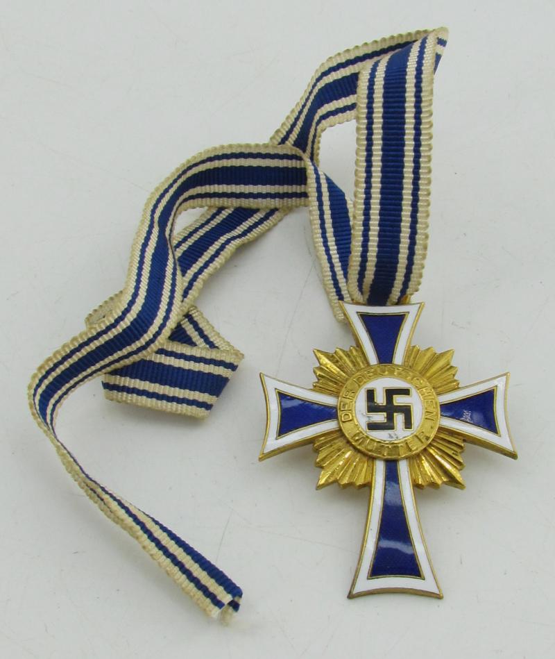 German Mothers Cross in Gold