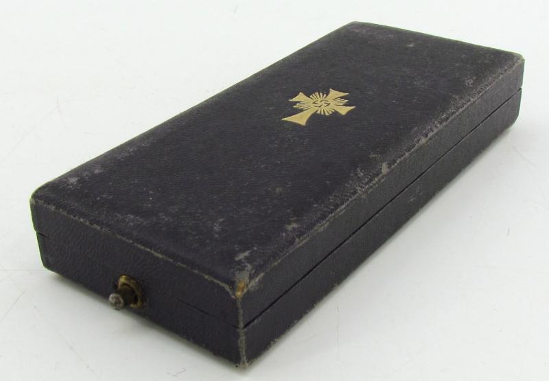 Mother’s cross in gold with box ( Klamt und Söhne )