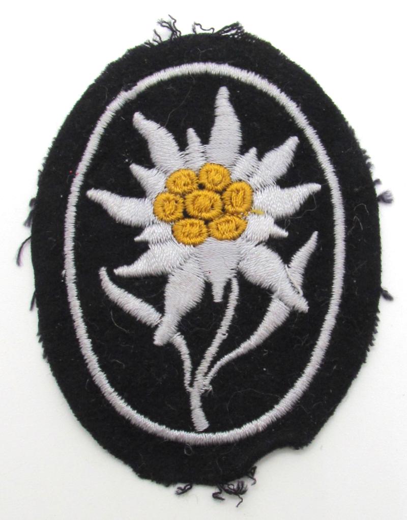 Waffen-SS mountain trooper ‘Gebirgsjäger’ Edelweiss sleeve badge
