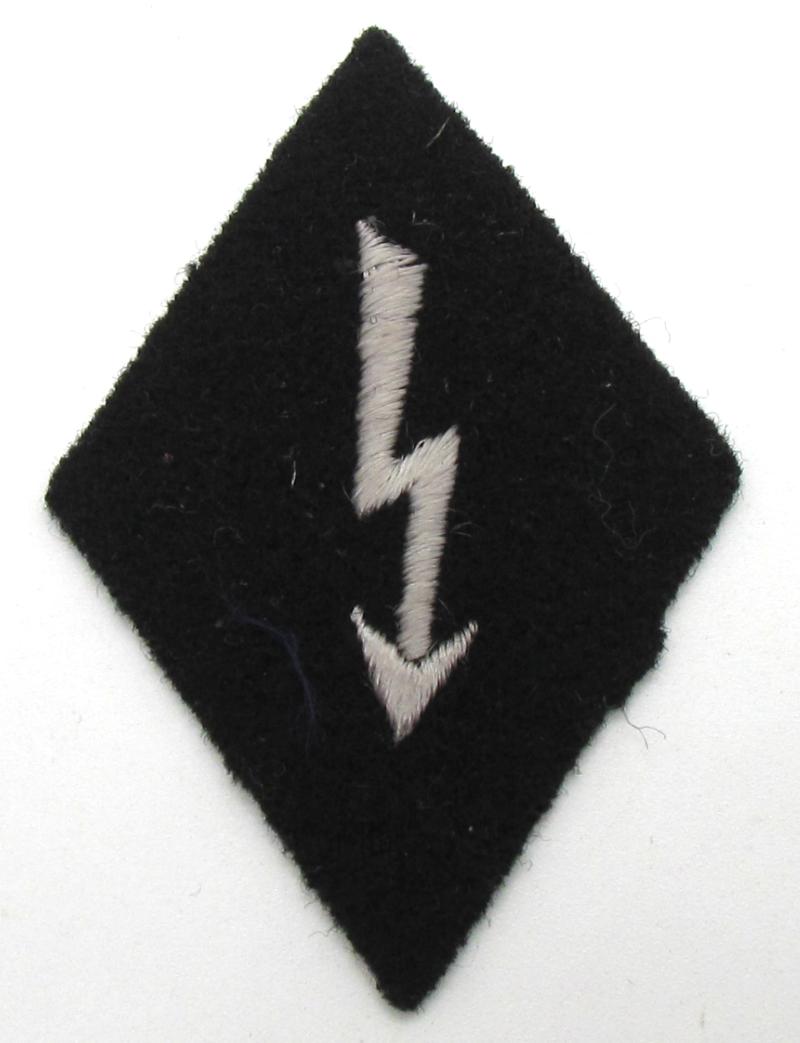 Waffen SS – Funker “radio operator” sleeve insignia