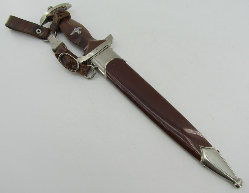SA Dagger by M7/33 – F.W. Höller with Three Piece Hanger